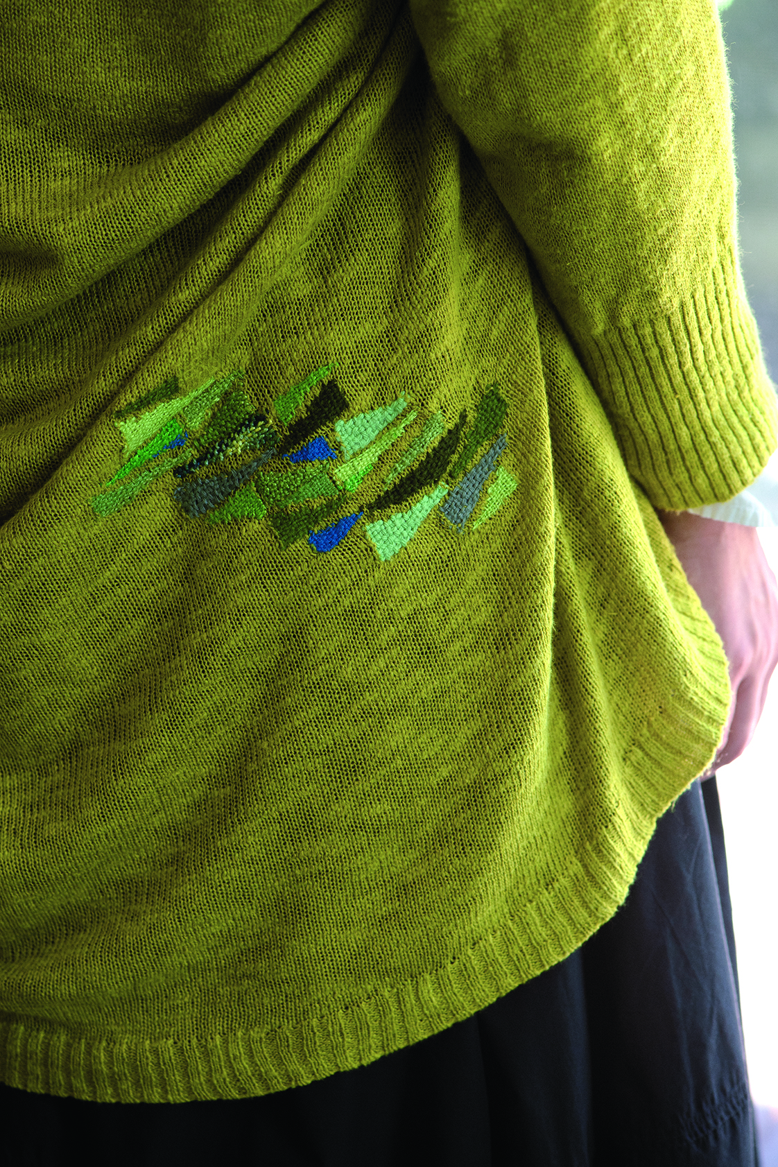 triangle darning stitch