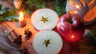 Apples cut in half to show their stars